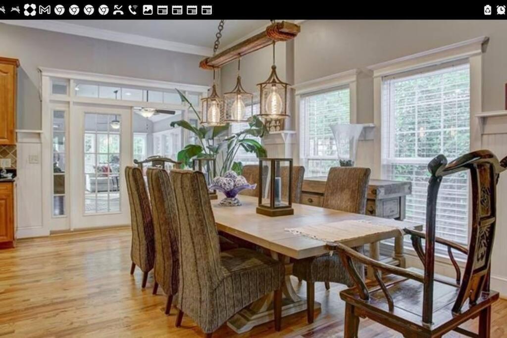 Sleeps16, Spacious Home, Close To Downtown, Beltline, And Walk To Restaurants, 75" Tv, 2 Person Jacuzzi, Ping Pong Atlanta Luaran gambar
